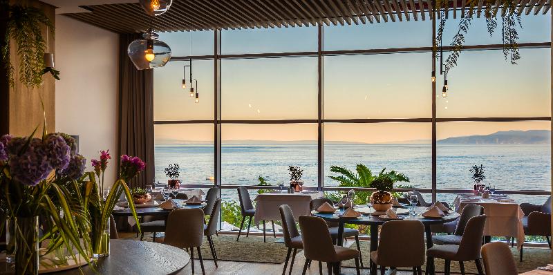 Отель Ambasador  Liburnia