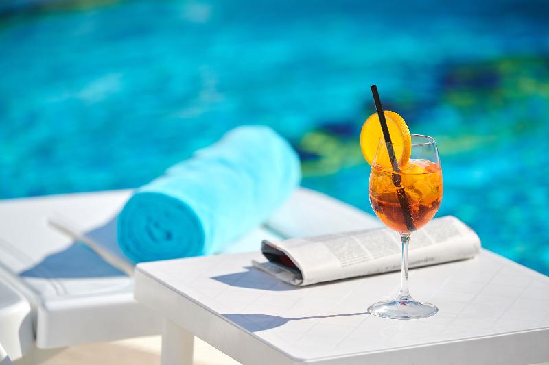 ホテル Aminess Laguna