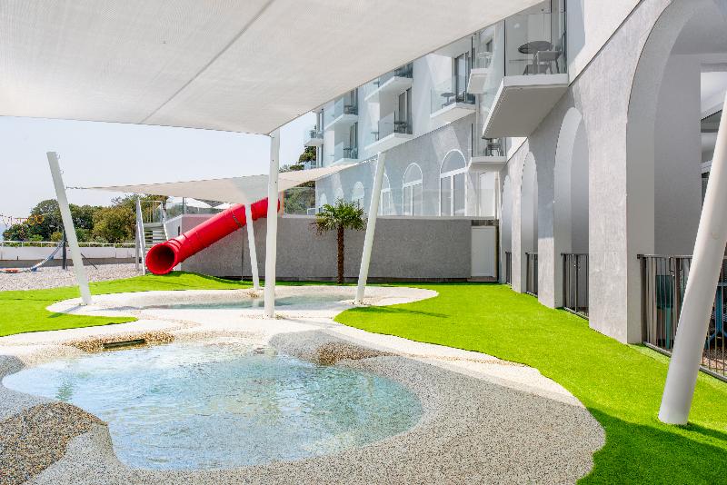 هتل Aminess Lišanj Family