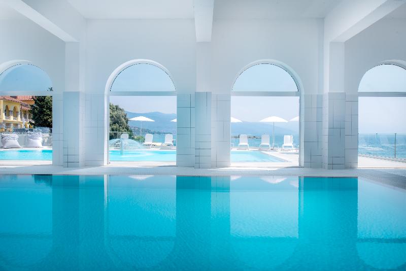 Отель Aminess Lišanj Family