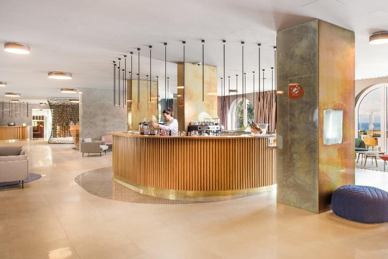 Отель Aminess Lišanj Family