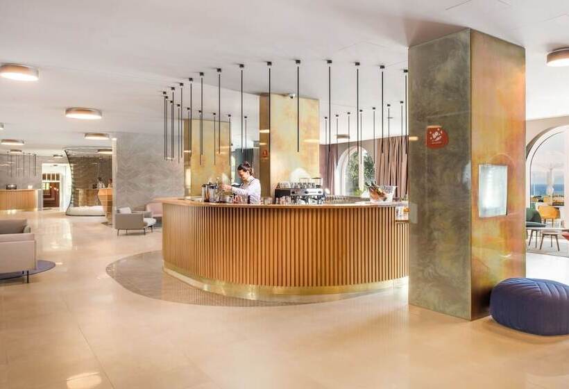 Отель Aminess Lišanj Family