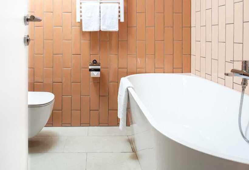 호텔 Aminess Lišanj Family