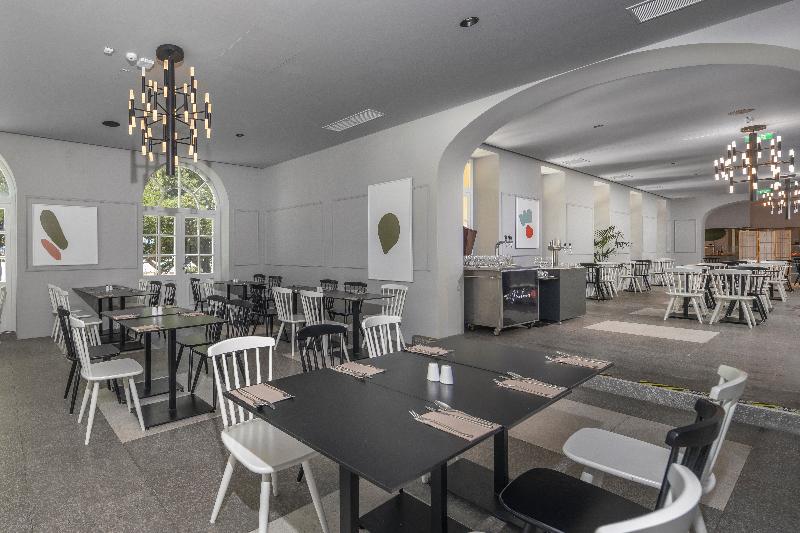 Отель Aminess Lišanj Family