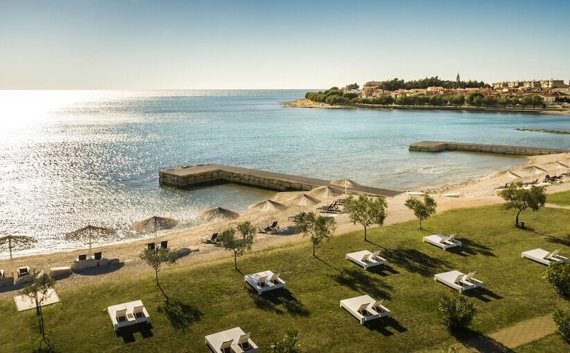 호텔 Aminess Maestral