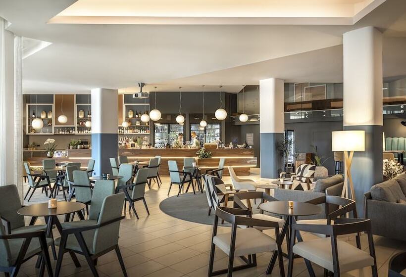 호텔 Aminess Maestral