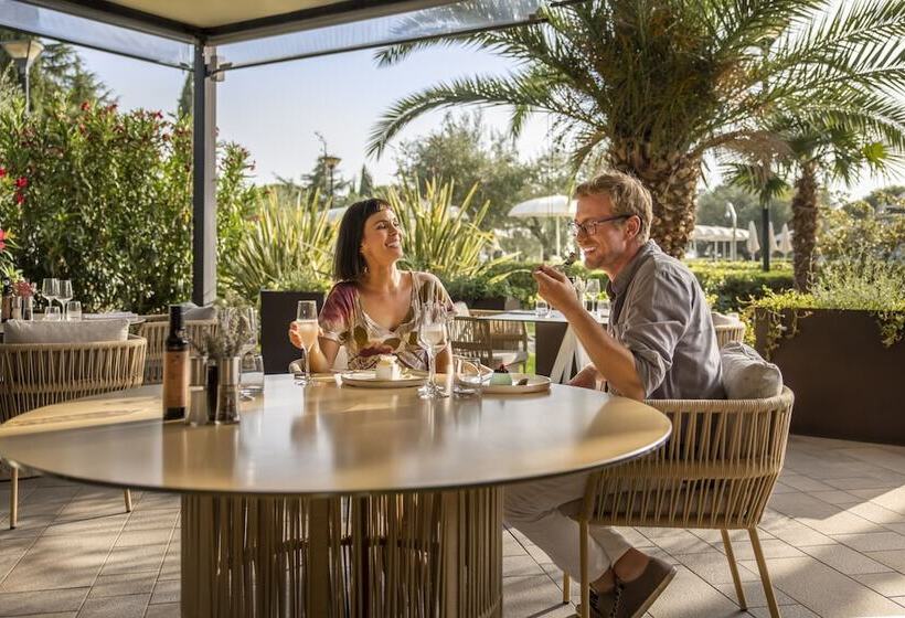 호텔 Aminess Maestral