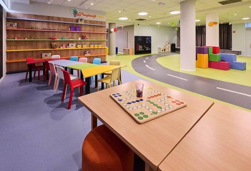 호텔 Aminess Maestral