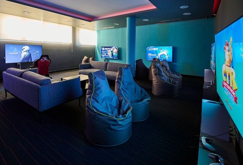 호텔 Aminess Maestral