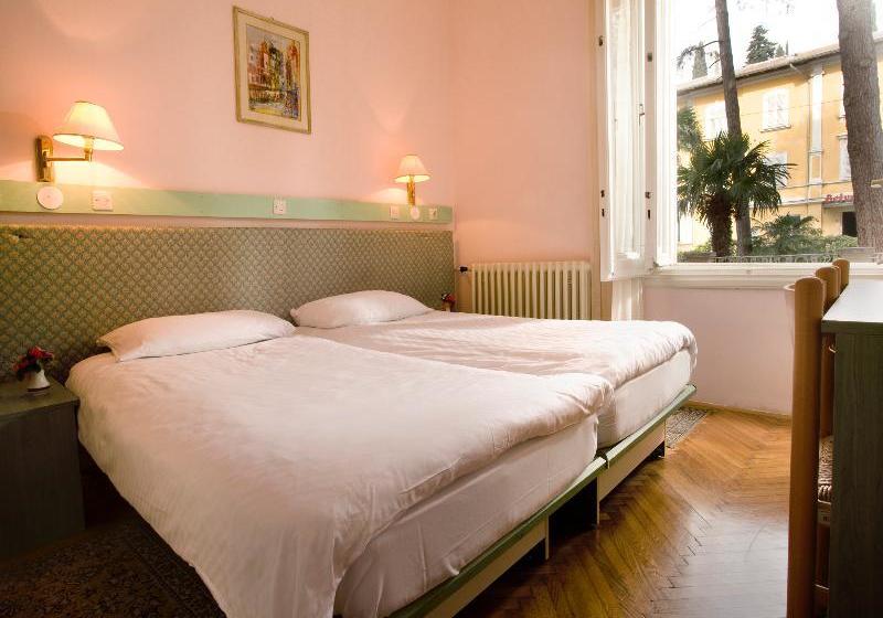 Отель Belvedere