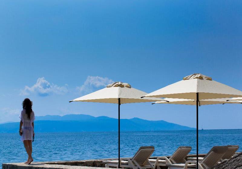 Отель Belvedere