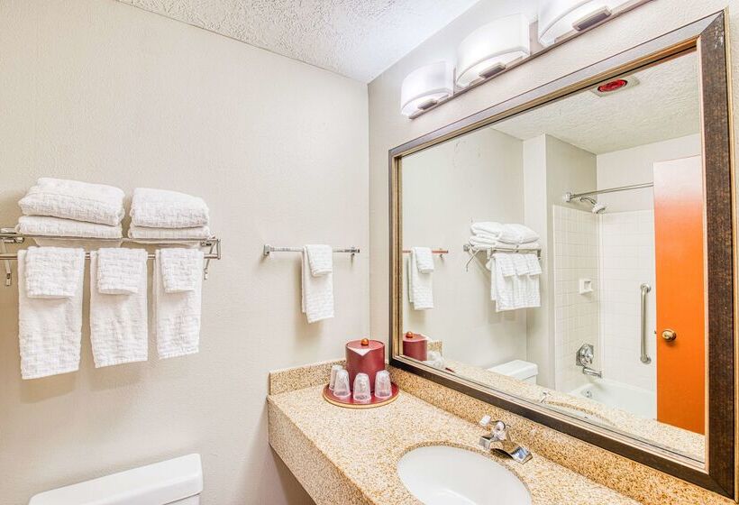 ホテル Best Western Green Valley Inn