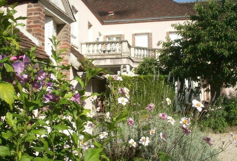 فندق Blanche De Castille