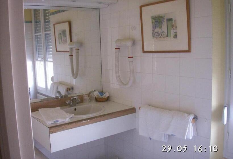 فندق Blanche De Castille