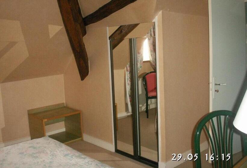 فندق Blanche De Castille