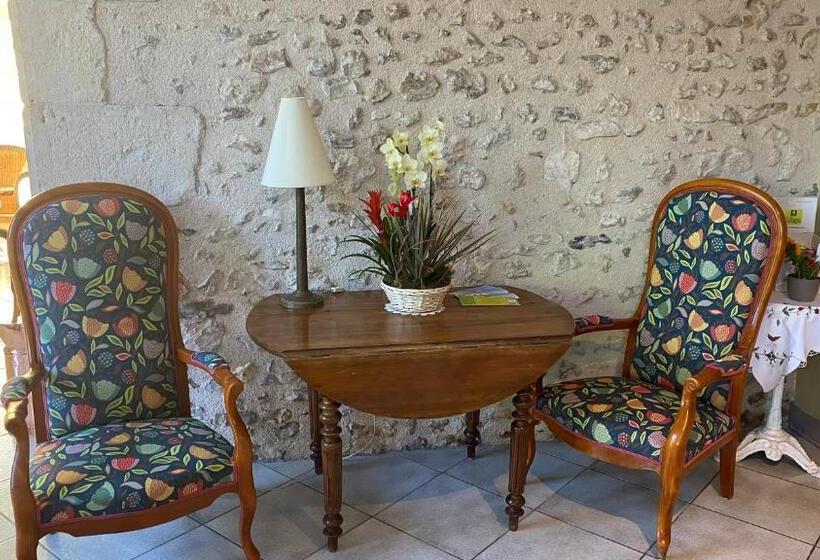 فندق Blanche De Castille