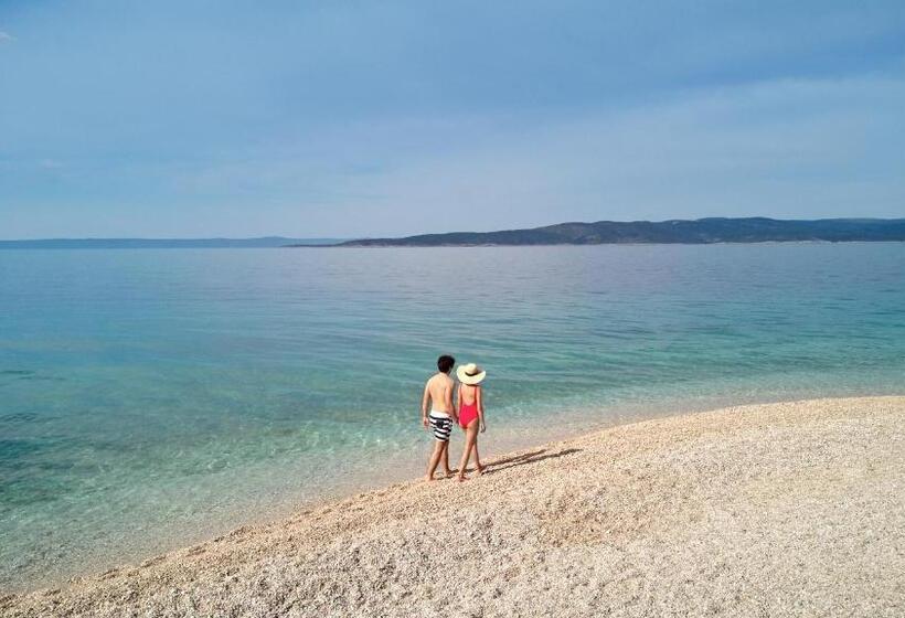 فندق Bluesun Berulia