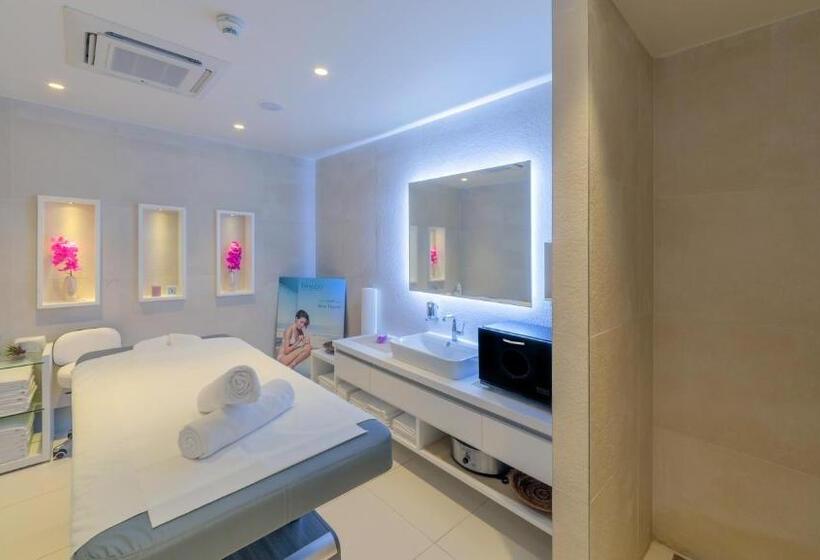 فندق Bluesun Berulia