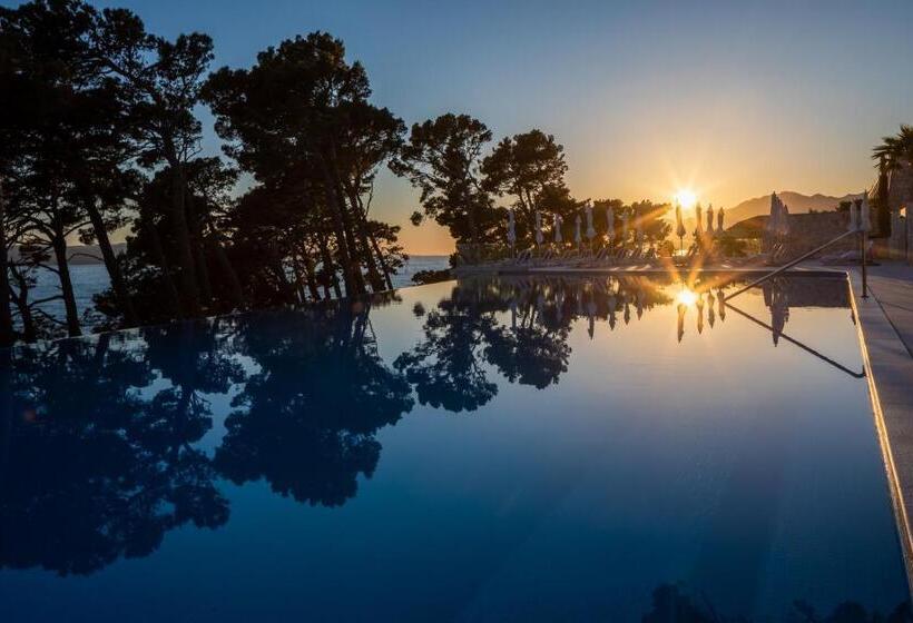 فندق Bluesun Berulia