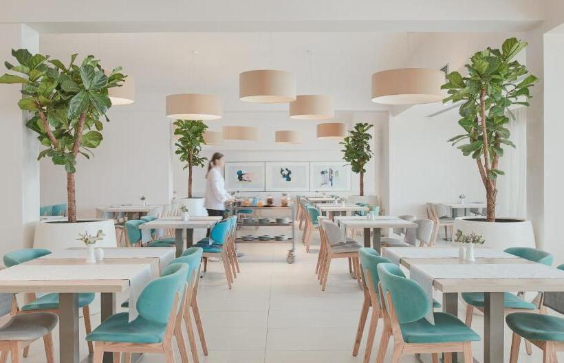 فندق Bluesun Berulia