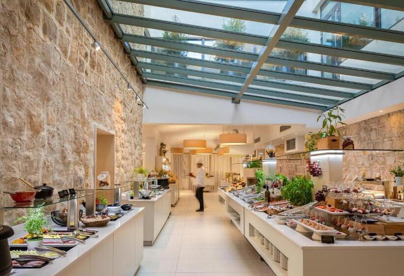 فندق Bluesun Berulia