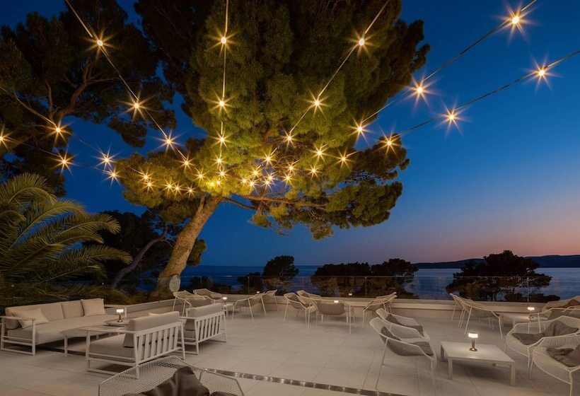 فندق Bluesun Berulia