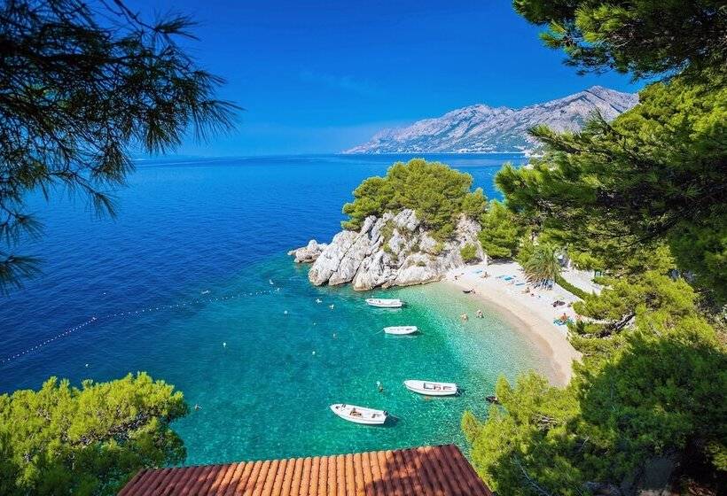 فندق Bluesun Berulia