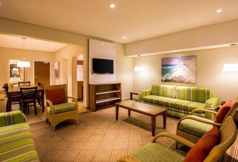 בית מלון כפרי Cabana Beach Resort