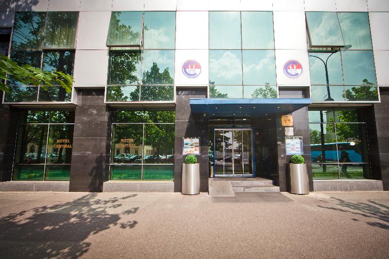 فندق Central