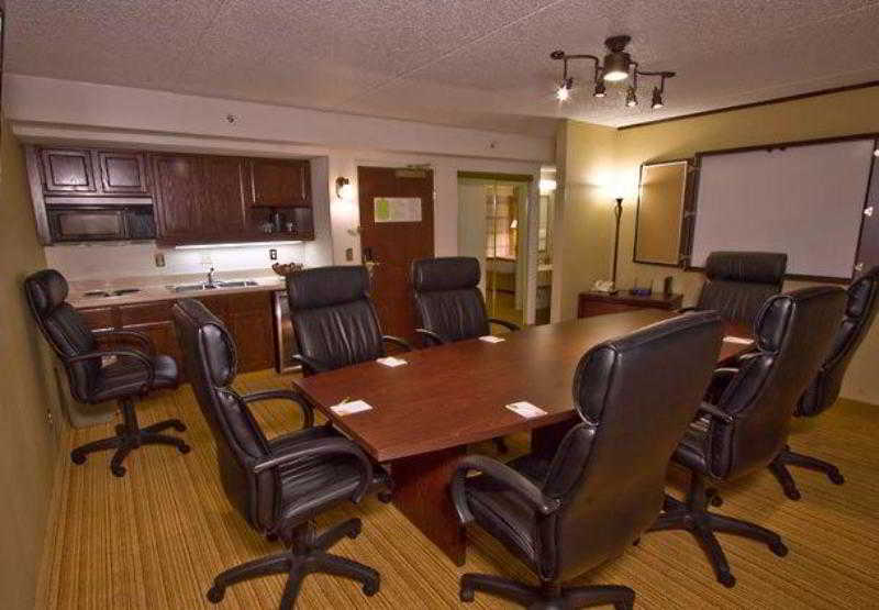 فندق Courtyard By Marriott Lansing