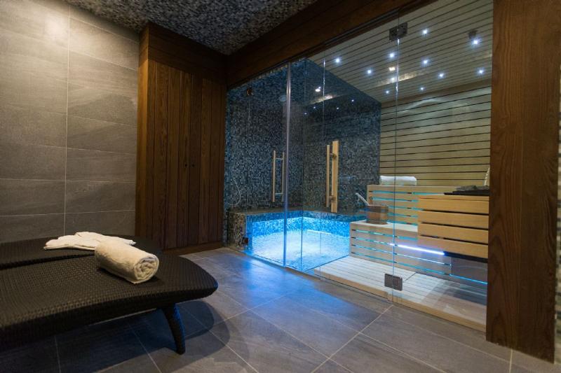 Отель Crikvenica