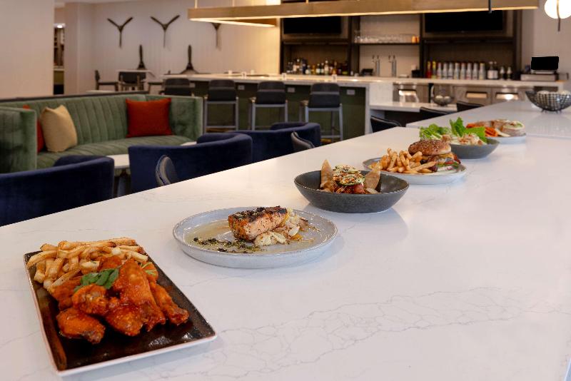 בית מלון כפרי Doubletree By Hilton Palmdale, Ca