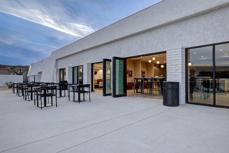 בית מלון כפרי Doubletree By Hilton Palmdale, Ca