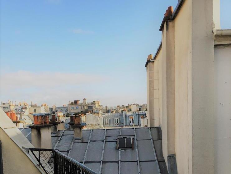 هتل Eiffel Kensington