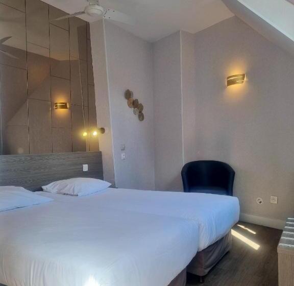 ホテル Eiffel Kensington