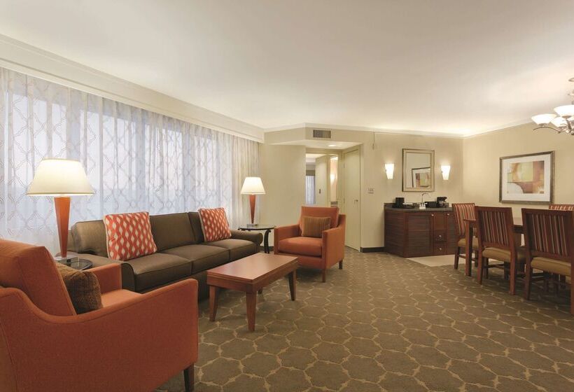 Embassy Suites Hotel Denver Tech Center