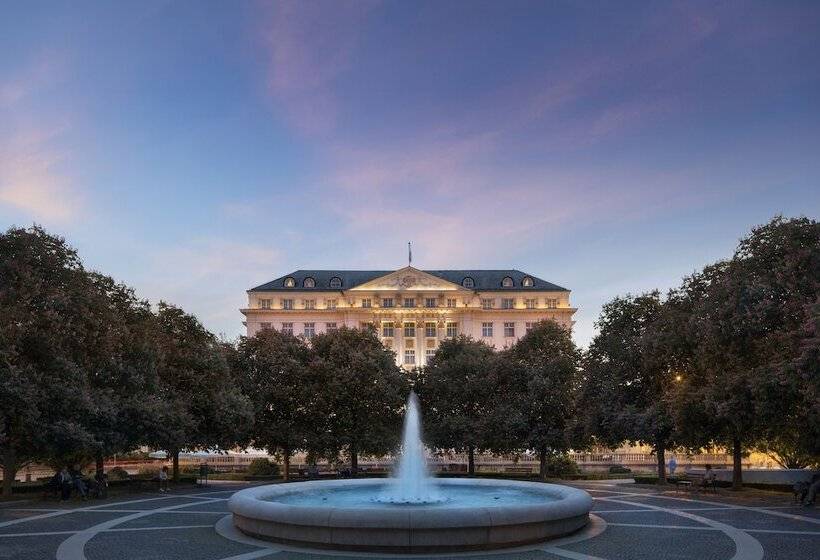 בית מלון כפרי Esplanade Zagreb