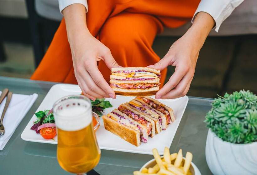 בית מלון כפרי Esplanade Zagreb