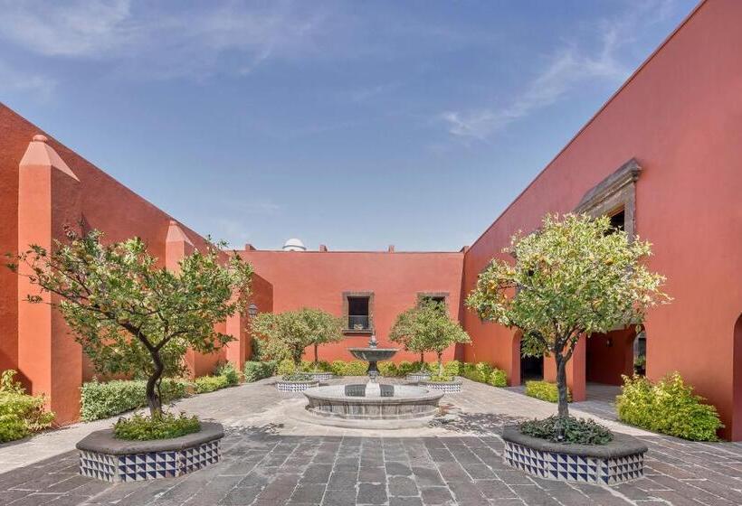 فندق Fiesta Americana Hacienda Galindo Resort & Spa