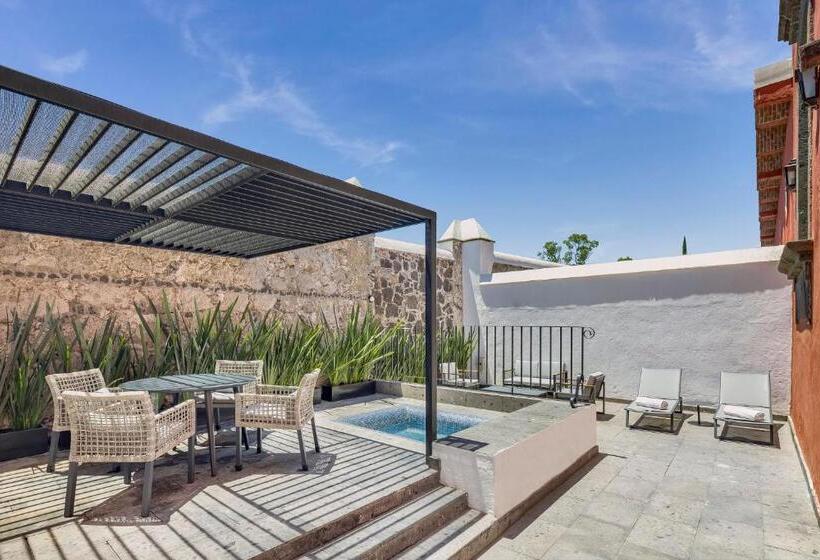 فندق Fiesta Americana Hacienda Galindo Resort & Spa