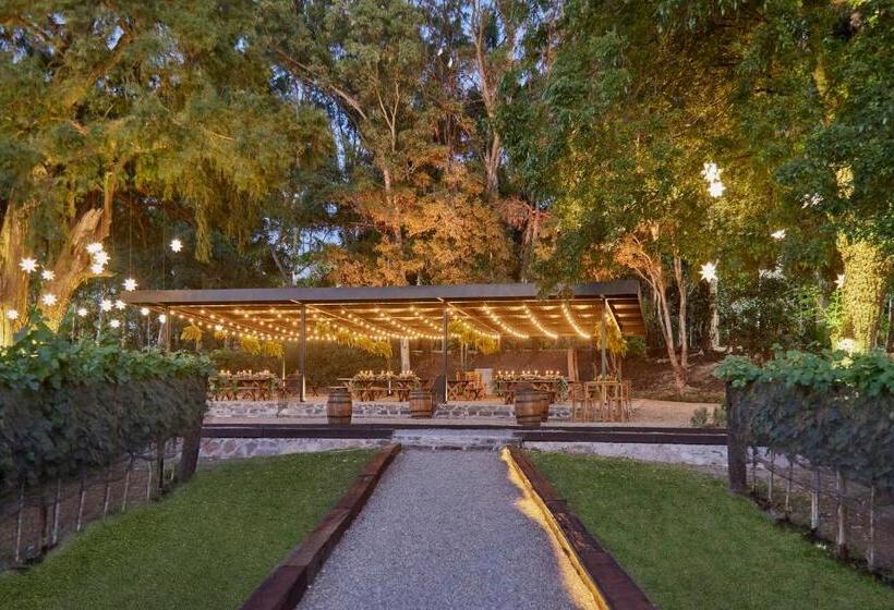 فندق Fiesta Americana Hacienda Galindo Resort & Spa