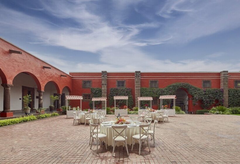 فندق Fiesta Americana Hacienda Galindo Resort & Spa