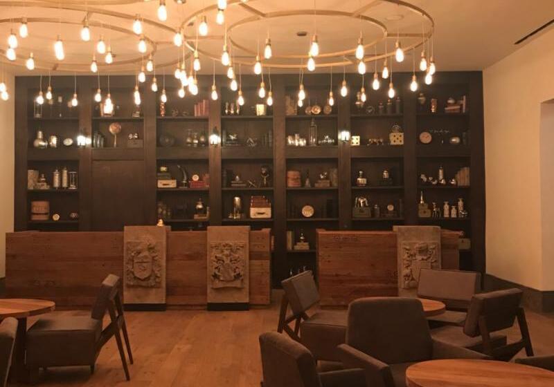 فندق Fiesta Americana Hacienda Galindo Resort & Spa