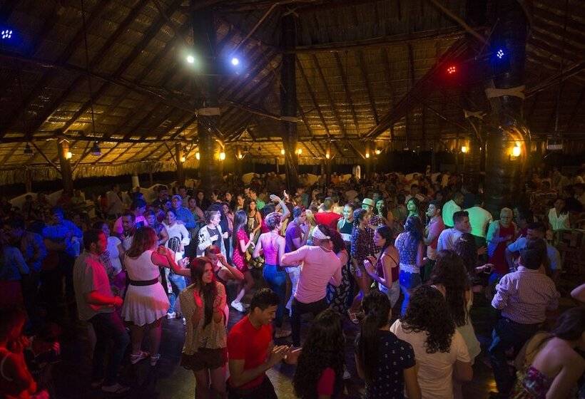 فندق Gran Festivall Resort