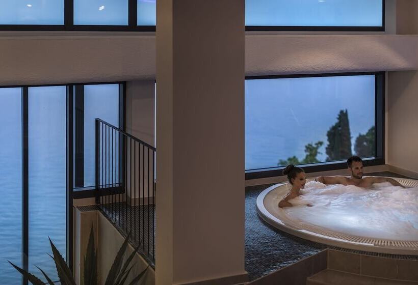 Grand Hotel Adriatic Ii