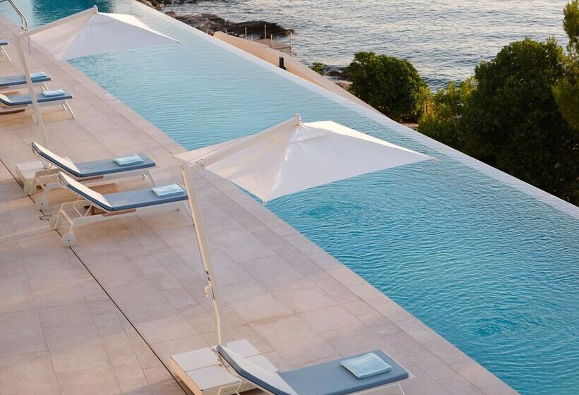 Grand Hotel Brioni Pula, A Radisson Collection