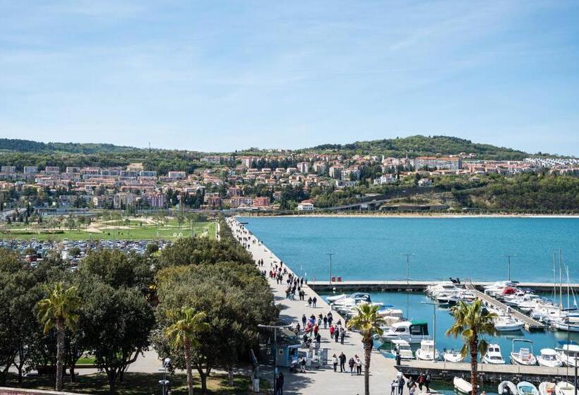 هتل Grand Koper