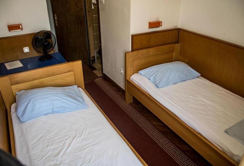 בית מלון כפרי Hi Hostel Zagreb