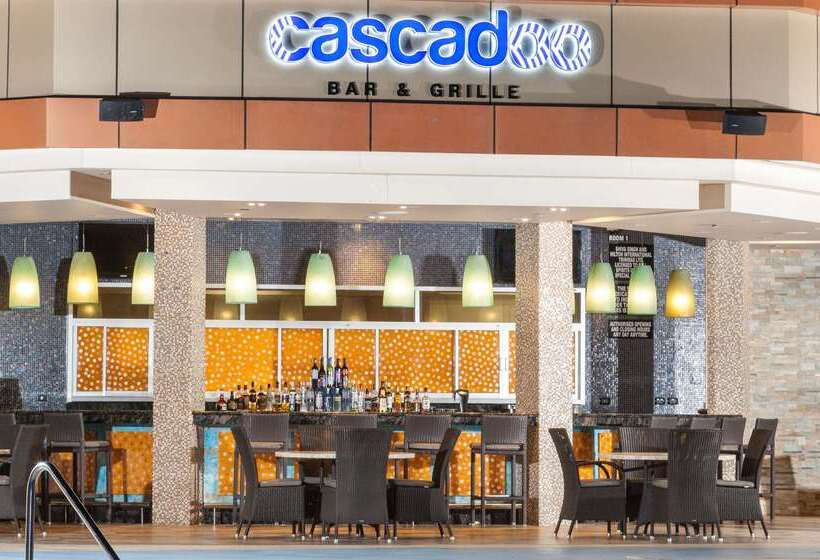 Отель Hilton Trinidad & Conference Centre