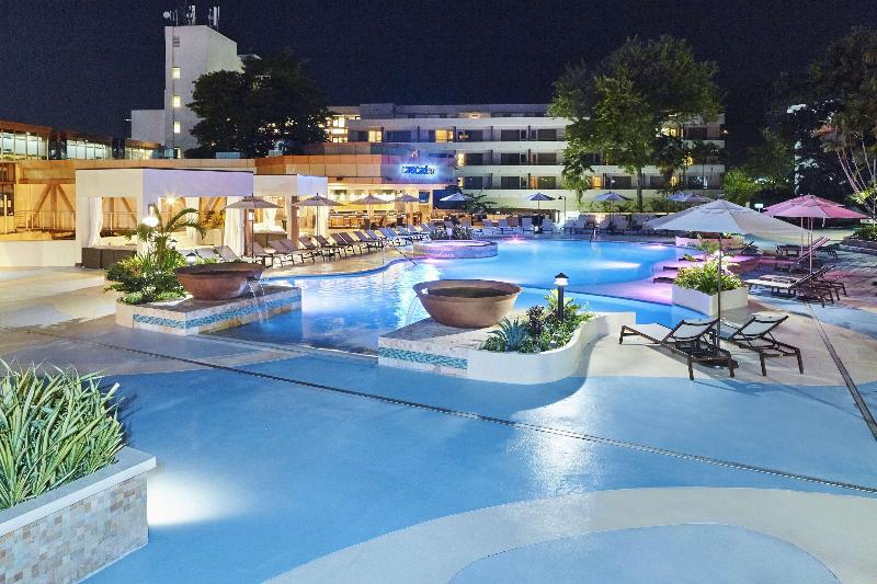 Отель Hilton Trinidad & Conference Centre